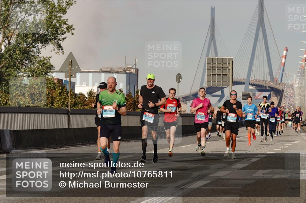 03.10.2026 - Köhlbrandbrückenlauf Michael Burmester http://msf.ph/oto/10765811 03.10.2026 09:45:01 Position 3  meine-sportfotos.de
