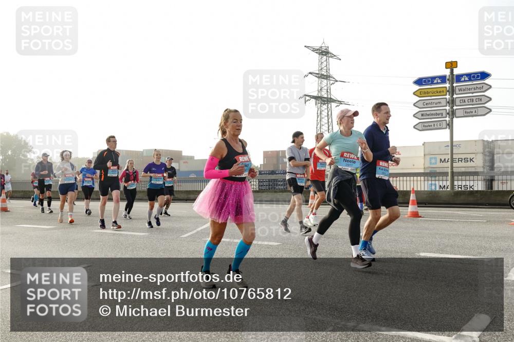 03.10.2026 - Köhlbrandbrückenlauf Michael Burmester http://msf.ph/oto/10765812 03.10.2026 09:20:45 Position 3 2817, 1 meine-sportfotos.de