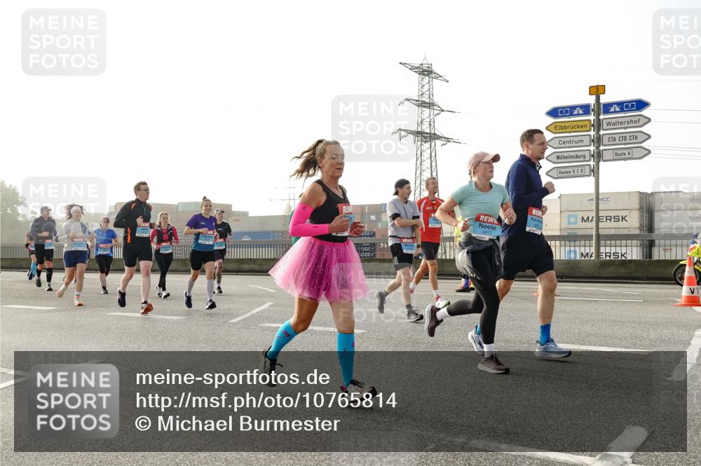 03.10.2026 - Köhlbrandbrückenlauf Michael Burmester http://msf.ph/oto/10765814 03.10.2026 09:20:45 Position 3 3, 2817 meine-sportfotos.de
