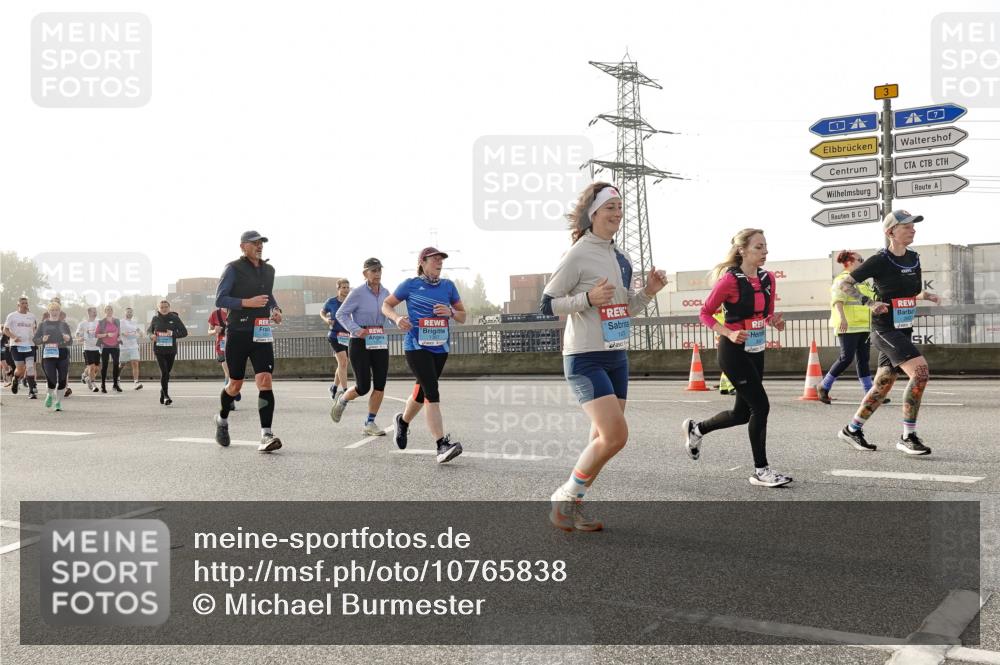 03.10.2026 - Köhlbrandbrückenlauf Michael Burmester http://msf.ph/oto/10765838 03.10.2026 09:20:48 Position 3  meine-sportfotos.de