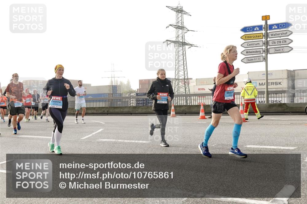 03.10.2026 - Köhlbrandbrückenlauf Michael Burmester http://msf.ph/oto/10765861 03.10.2026 09:20:51 Position 3 2743, 3, 3152, 3819 meine-sportfotos.de
