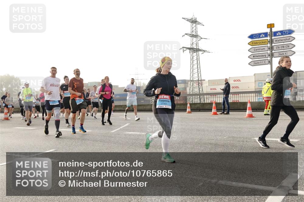 03.10.2026 - Köhlbrandbrückenlauf Michael Burmester http://msf.ph/oto/10765865 03.10.2026 09:20:52 Position 3 2743 meine-sportfotos.de
