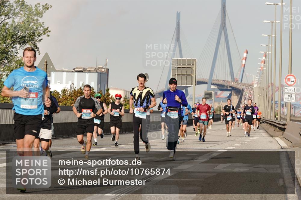 03.10.2026 - Köhlbrandbrückenlauf Michael Burmester http://msf.ph/oto/10765874 03.10.2026 09:45:14 Position 3 1522, 2352, 12, 5 meine-sportfotos.de