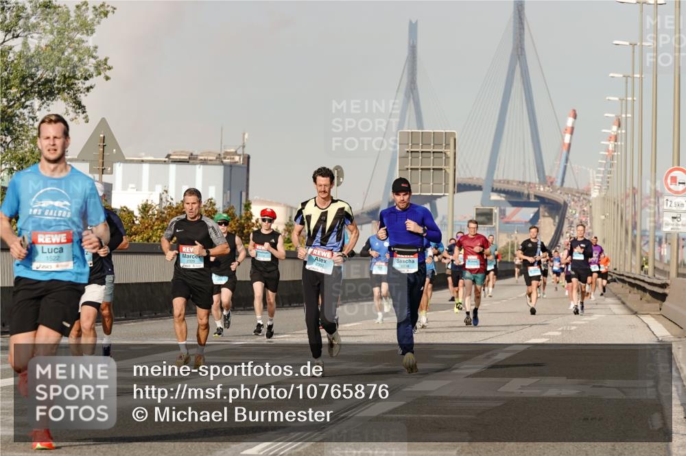 03.10.2026 - Köhlbrandbrückenlauf Michael Burmester http://msf.ph/oto/10765876 03.10.2026 09:45:14 Position 3 1522, 2238, 12, 5 meine-sportfotos.de