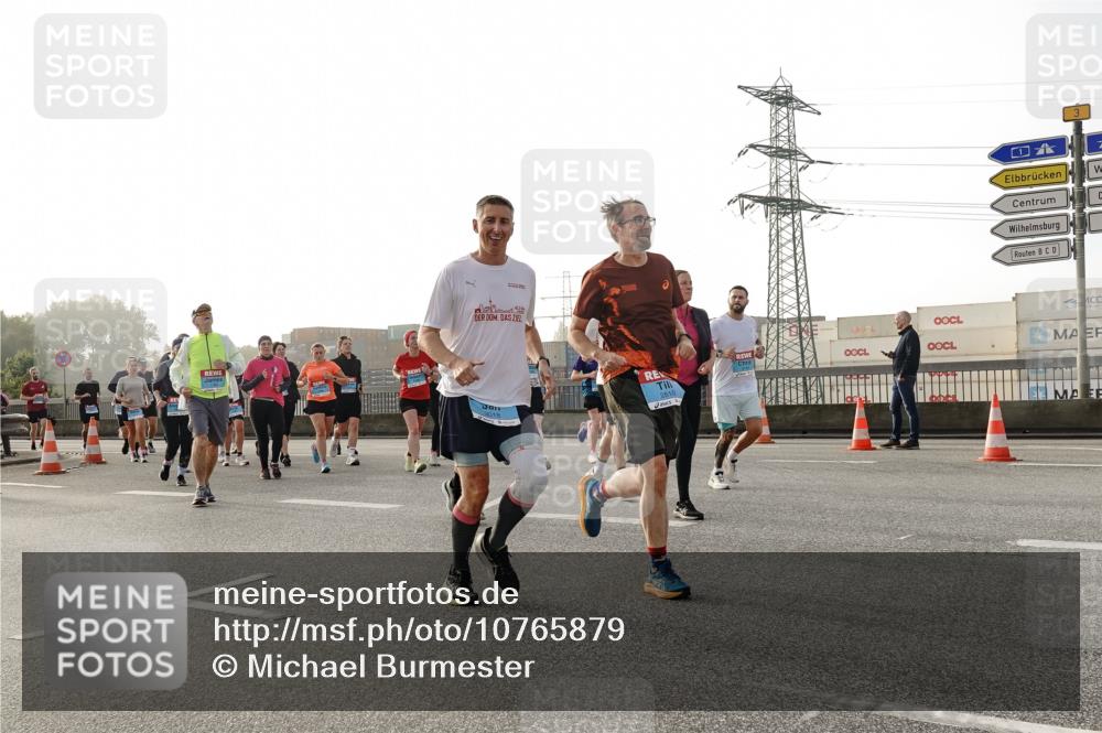 03.10.2026 - Köhlbrandbrückenlauf Michael Burmester http://msf.ph/oto/10765879 03.10.2026 09:20:53 Position 3 2810 meine-sportfotos.de