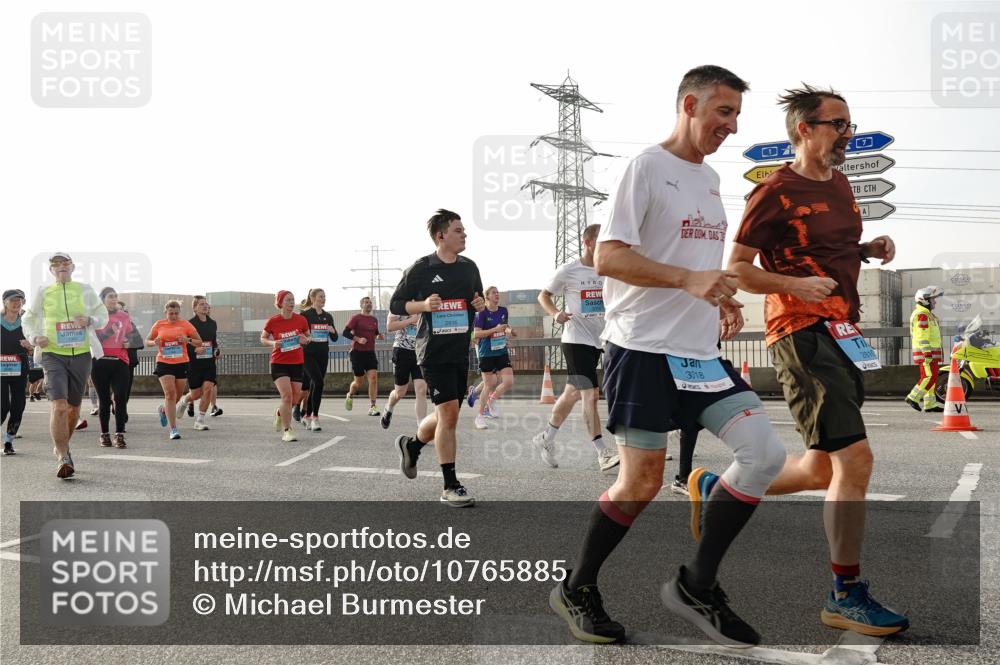 03.10.2026 - Köhlbrandbrückenlauf Michael Burmester http://msf.ph/oto/10765885 03.10.2026 09:20:54 Position 3 3018, 1, 7 meine-sportfotos.de