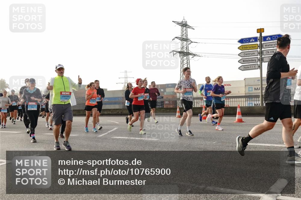 03.10.2026 - Köhlbrandbrückenlauf Michael Burmester http://msf.ph/oto/10765900 03.10.2026 09:20:55 Position 3 2690, 3 meine-sportfotos.de