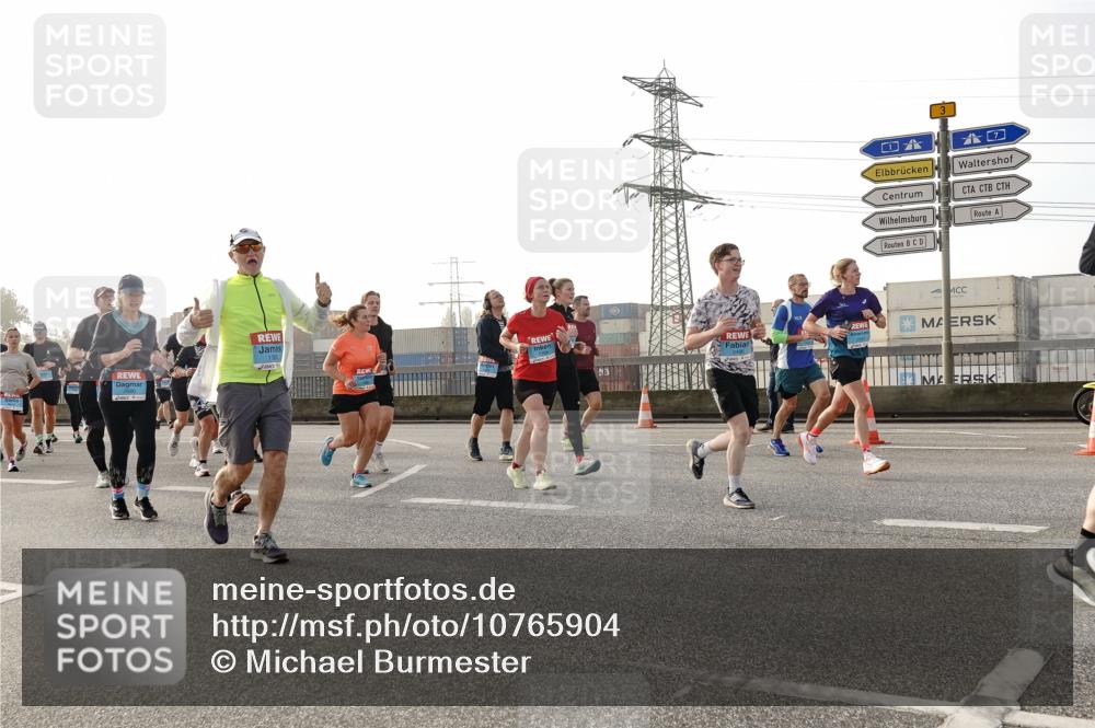 03.10.2026 - Köhlbrandbrückenlauf Michael Burmester http://msf.ph/oto/10765904 03.10.2026 09:20:55 Position 3 2690 meine-sportfotos.de