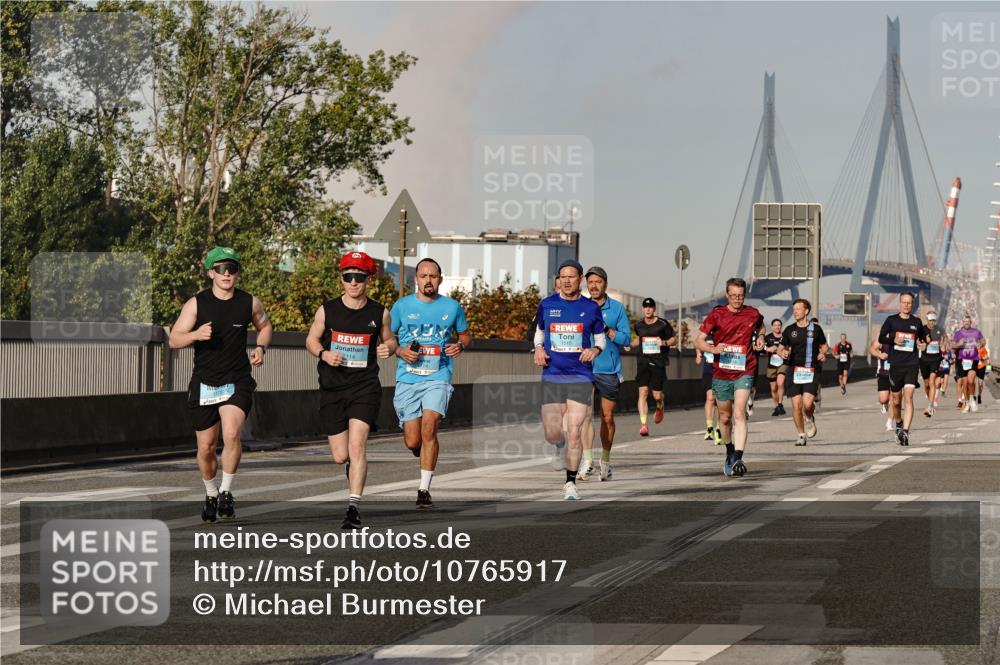 03.10.2026 - Köhlbrandbrückenlauf Michael Burmester http://msf.ph/oto/10765917 03.10.2026 09:45:21 Position 3 1114, 1515 meine-sportfotos.de