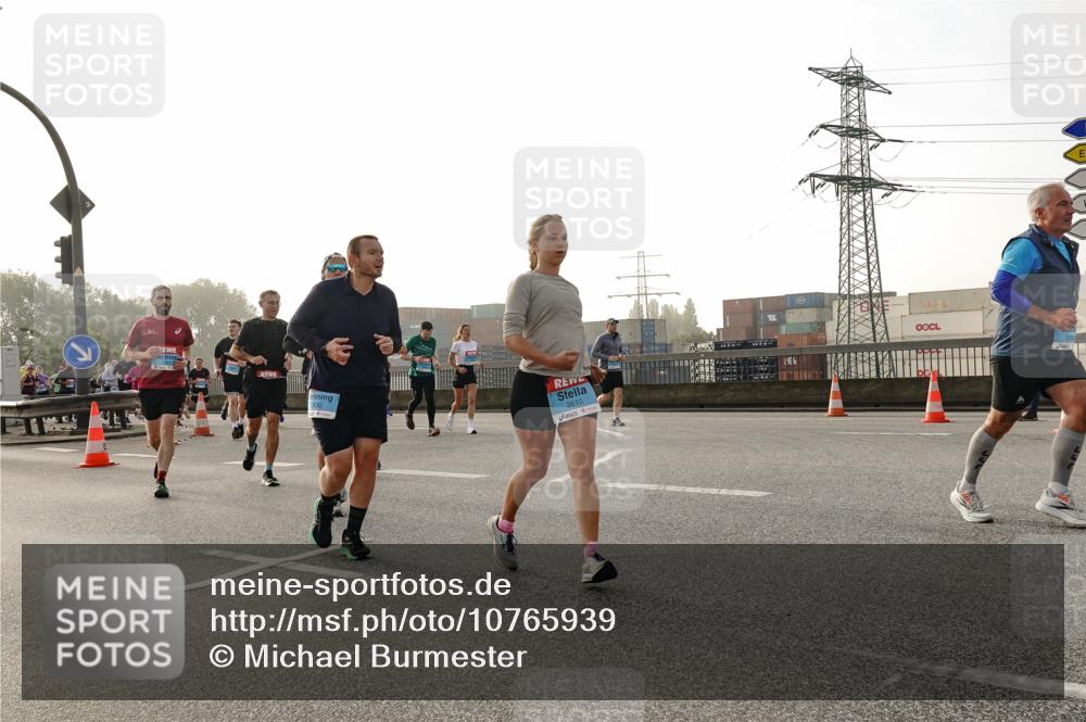 03.10.2026 - Köhlbrandbrückenlauf Michael Burmester http://msf.ph/oto/10765939 03.10.2026 09:20:59 Position 3 2830, 2610 meine-sportfotos.de
