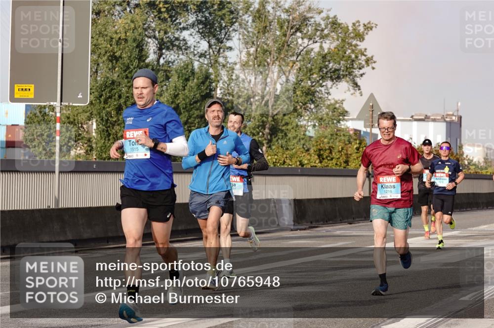 03.10.2026 - Köhlbrandbrückenlauf Michael Burmester http://msf.ph/oto/10765948 03.10.2026 09:45:27 Position 3 1515, 27, 42, 195, 1216 meine-sportfotos.de