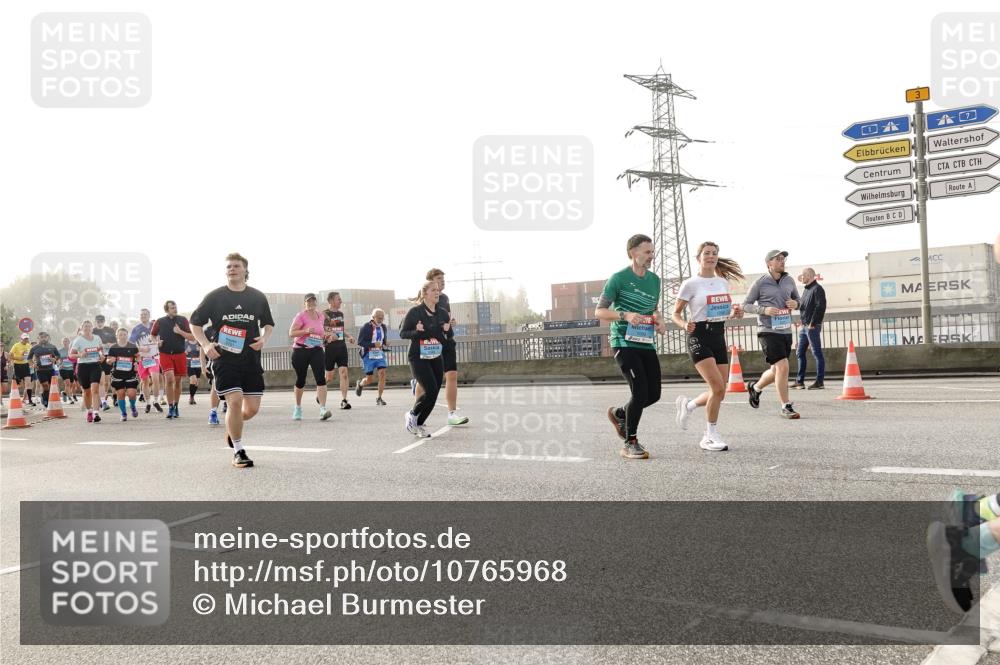 03.10.2026 - Köhlbrandbrückenlauf Michael Burmester http://msf.ph/oto/10765968 03.10.2026 09:21:03 Position 3 3761 meine-sportfotos.de