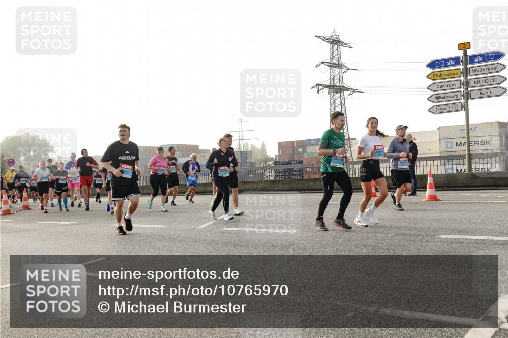03.10.2026 - Köhlbrandbrückenlauf Michael Burmester http://msf.ph/oto/10765970 03.10.2026 09:21:03 Position 3 4 meine-sportfotos.de