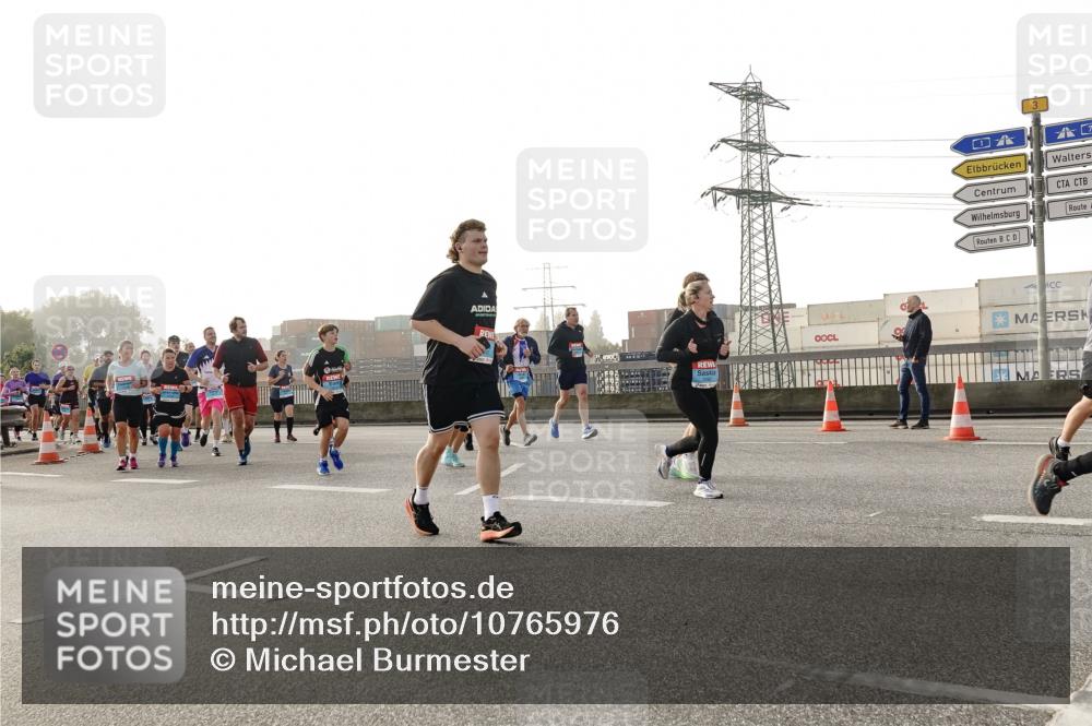 03.10.2026 - Köhlbrandbrückenlauf Michael Burmester http://msf.ph/oto/10765976 03.10.2026 09:21:04 Position 3 3 meine-sportfotos.de