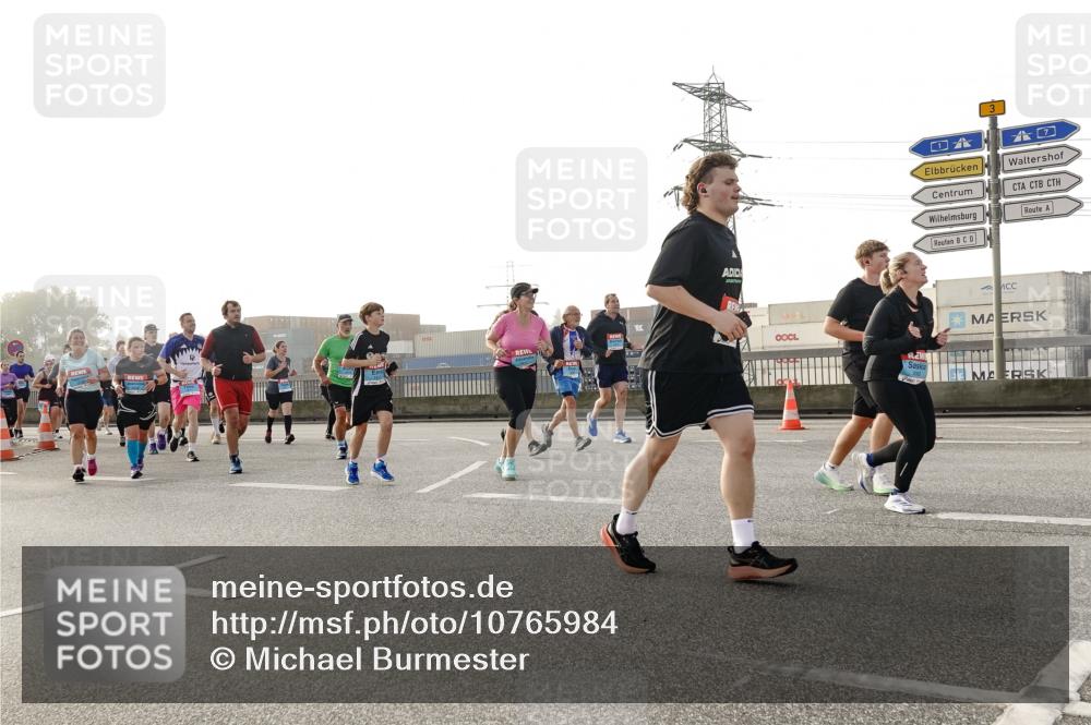 03.10.2026 - Köhlbrandbrückenlauf Michael Burmester http://msf.ph/oto/10765984 03.10.2026 09:21:04 Position 3  meine-sportfotos.de