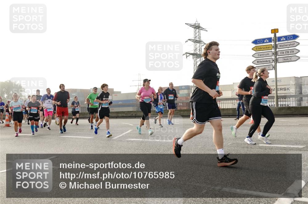 03.10.2026 - Köhlbrandbrückenlauf Michael Burmester http://msf.ph/oto/10765985 03.10.2026 09:21:04 Position 3  meine-sportfotos.de