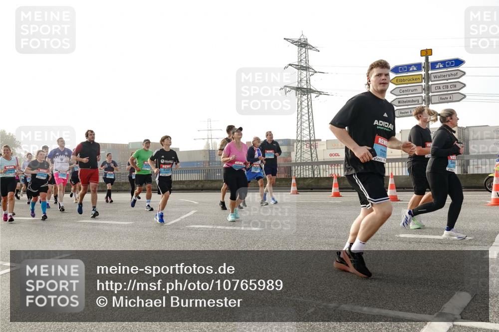 03.10.2026 - Köhlbrandbrückenlauf Michael Burmester http://msf.ph/oto/10765989 03.10.2026 09:21:05 Position 3 3, 3761 meine-sportfotos.de