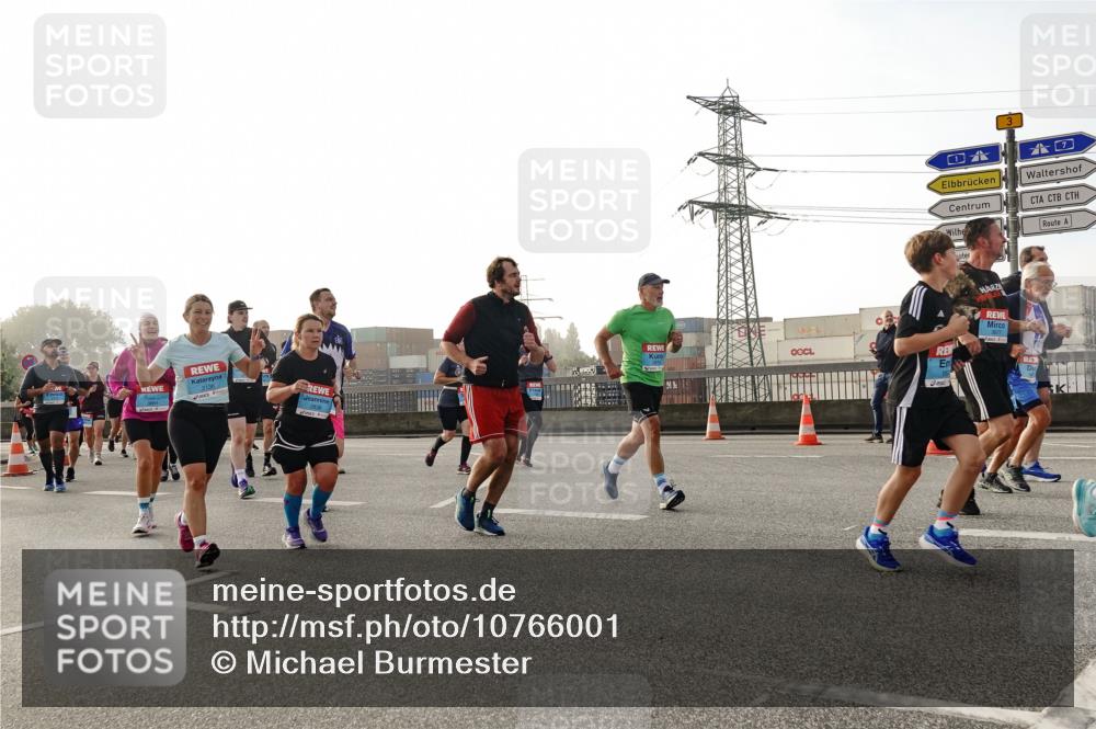 03.10.2026 - Köhlbrandbrückenlauf Michael Burmester http://msf.ph/oto/10766001 03.10.2026 09:21:06 Position 3  meine-sportfotos.de