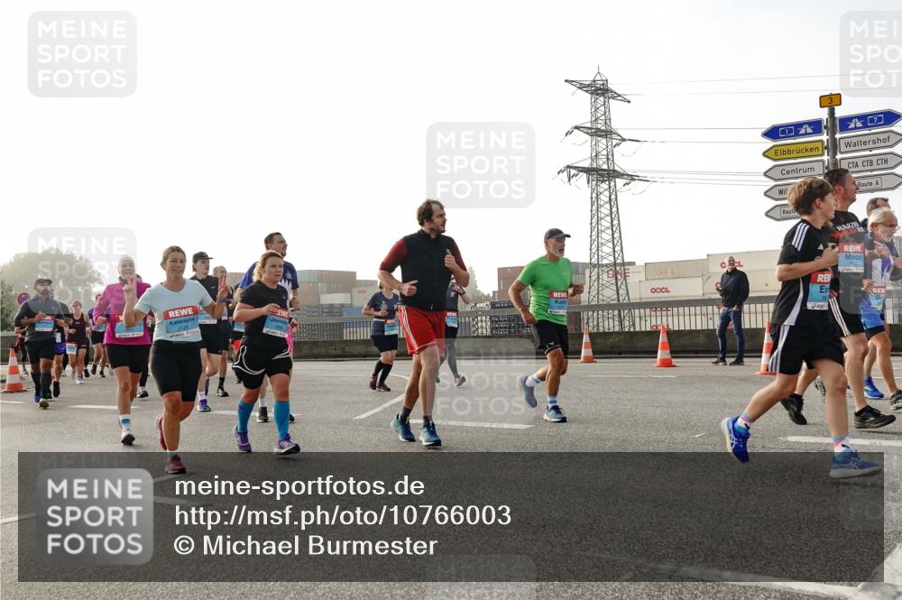 03.10.2026 - Köhlbrandbrückenlauf Michael Burmester http://msf.ph/oto/10766003 03.10.2026 09:21:06 Position 3  meine-sportfotos.de