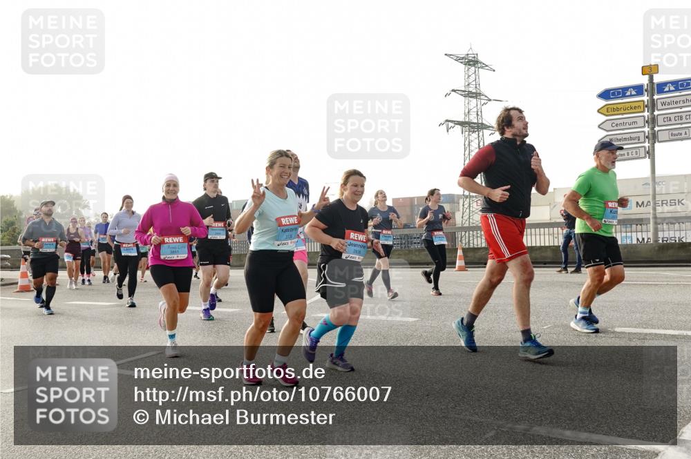 03.10.2026 - Köhlbrandbrückenlauf Michael Burmester http://msf.ph/oto/10766007 03.10.2026 09:21:07 Position 3 3851, 3136, 2838 meine-sportfotos.de