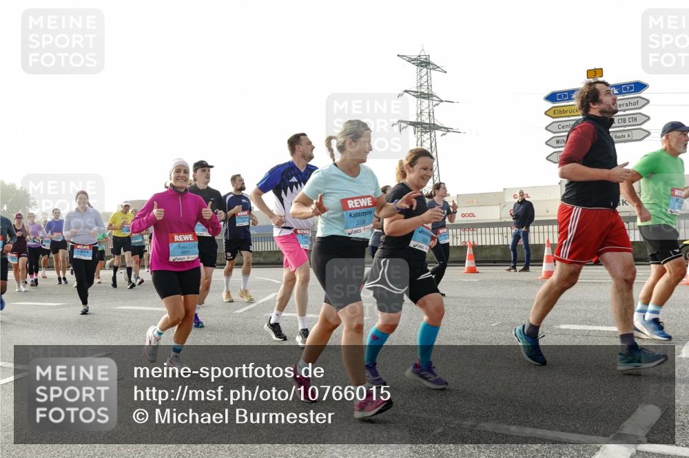 03.10.2026 - Köhlbrandbrückenlauf Michael Burmester http://msf.ph/oto/10766015 03.10.2026 09:21:08 Position 3 3851, 3136, 1 meine-sportfotos.de