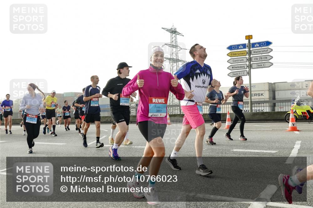 03.10.2026 - Köhlbrandbrückenlauf Michael Burmester http://msf.ph/oto/10766023 03.10.2026 09:21:08 Position 3 1652, 3851, 3 meine-sportfotos.de