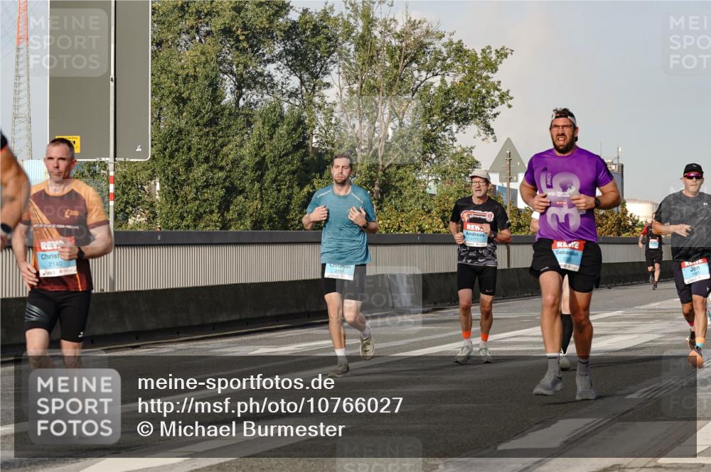 03.10.2026 - Köhlbrandbrückenlauf Michael Burmester http://msf.ph/oto/10766027 03.10.2026 09:45:43 Position 3 2140, 2347, 23 meine-sportfotos.de