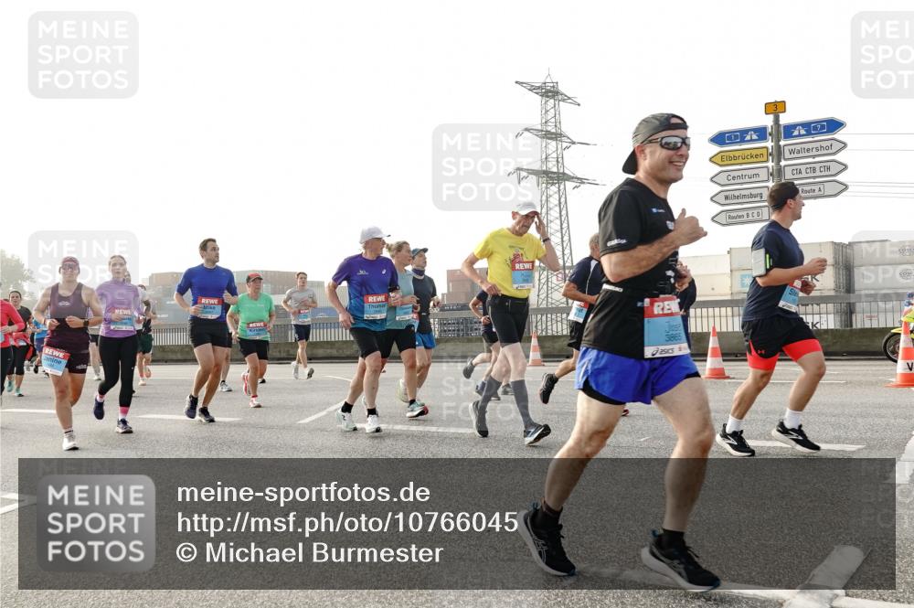 03.10.2026 - Köhlbrandbrückenlauf Michael Burmester http://msf.ph/oto/10766045 03.10.2026 09:21:11 Position 3 3, 1000 meine-sportfotos.de
