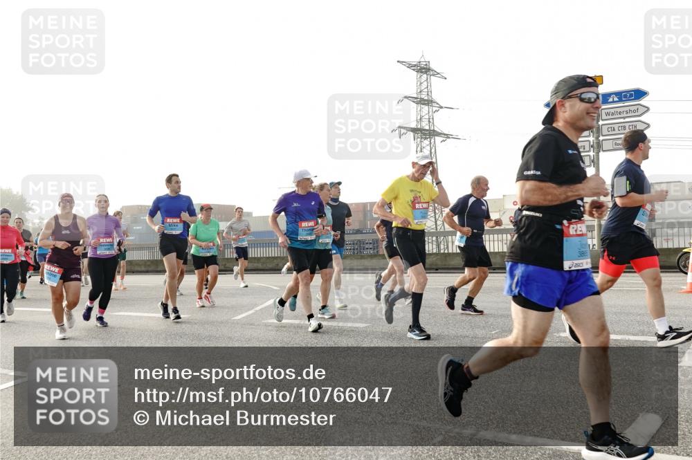 03.10.2026 - Köhlbrandbrückenlauf Michael Burmester http://msf.ph/oto/10766047 03.10.2026 09:21:11 Position 3  meine-sportfotos.de