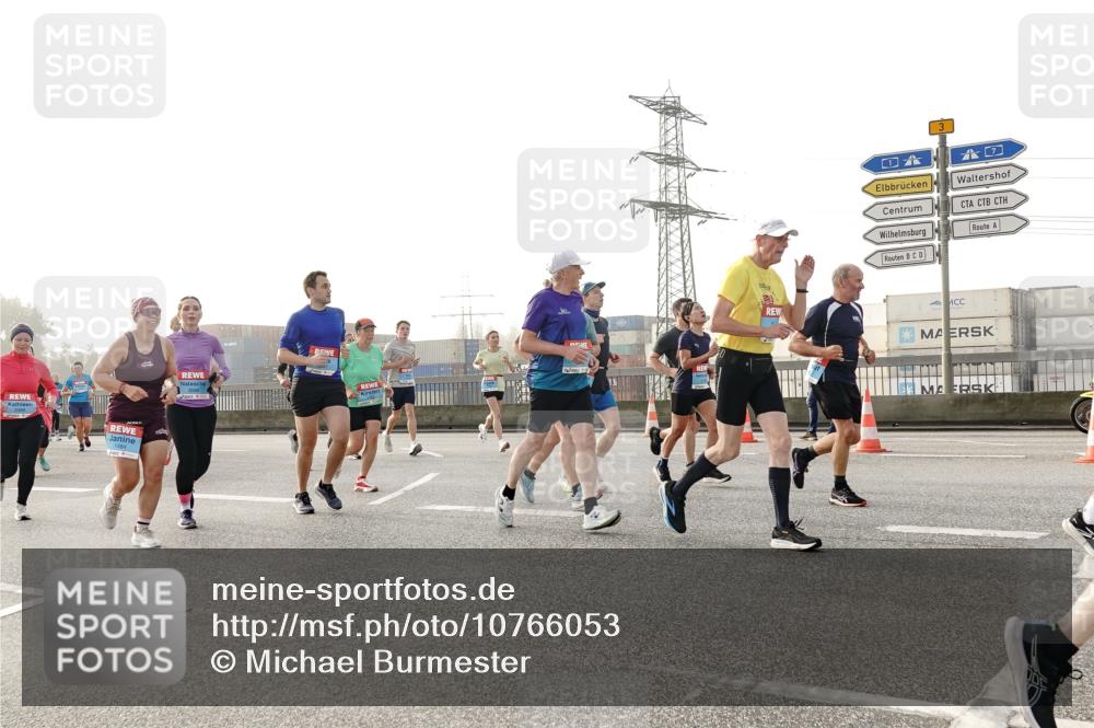 03.10.2026 - Köhlbrandbrückenlauf Michael Burmester http://msf.ph/oto/10766053 03.10.2026 09:21:11 Position 3  meine-sportfotos.de