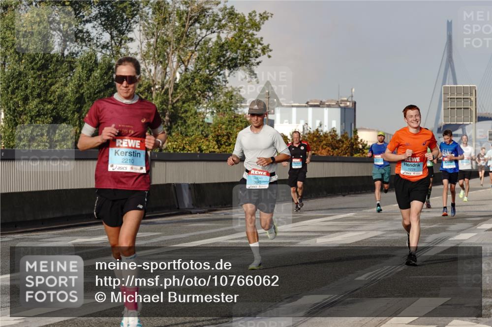 03.10.2026 - Köhlbrandbrückenlauf Michael Burmester http://msf.ph/oto/10766062 03.10.2026 09:45:49 Position 3 7, 195, 2210, 3845, 1228 meine-sportfotos.de