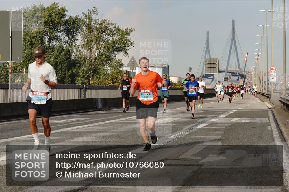 03.10.2026 - Köhlbrandbrückenlauf Michael Burmester http://msf.ph/oto/10766080 03.10.2026 09:45:52 Position 3 3845, 1228, 12, 5 meine-sportfotos.de