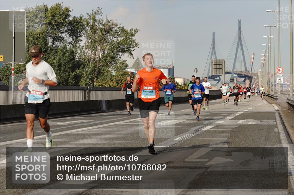 03.10.2026 - Köhlbrandbrückenlauf Michael Burmester http://msf.ph/oto/10766082 03.10.2026 09:45:52 Position 3 3845, 1228, 12, 5 meine-sportfotos.de