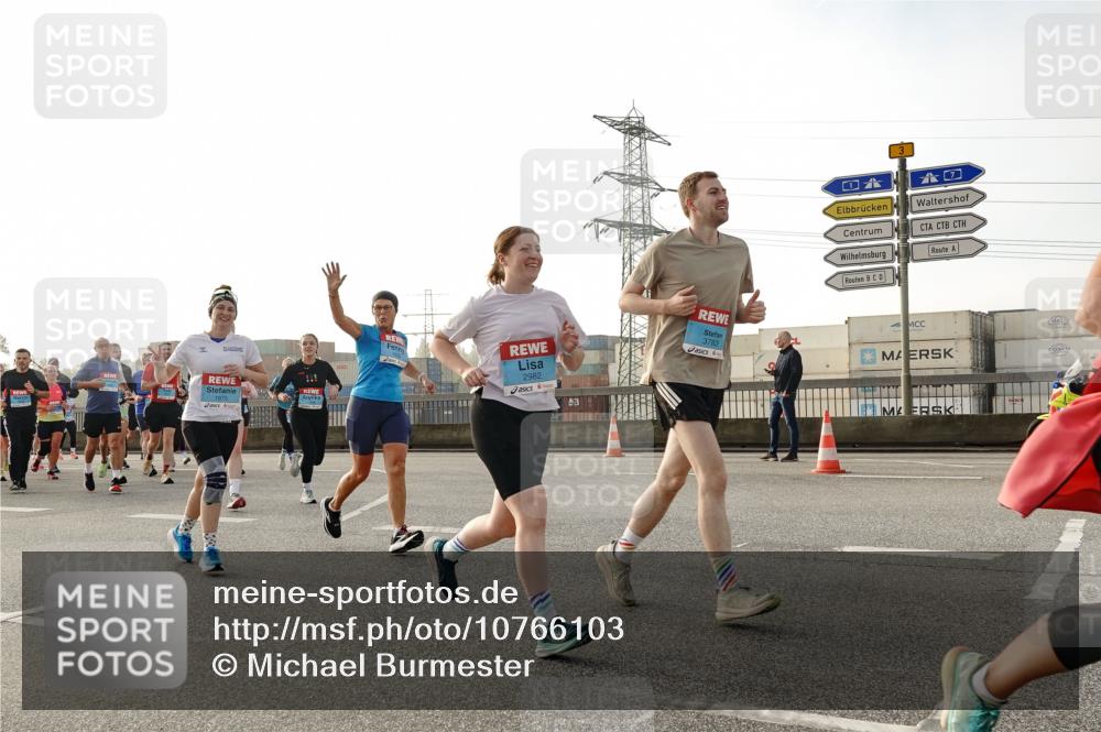 03.10.2026 - Köhlbrandbrückenlauf Michael Burmester http://msf.ph/oto/10766103 03.10.2026 09:21:17 Position 3 2982, 3783 meine-sportfotos.de