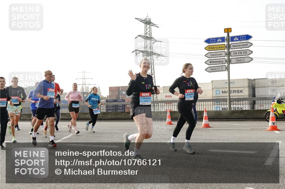 03.10.2026 - Köhlbrandbrückenlauf Michael Burmester http://msf.ph/oto/10766121 03.10.2026 09:21:19 Position 3 3840, 1653, 3, 1906, 1905 meine-sportfotos.de