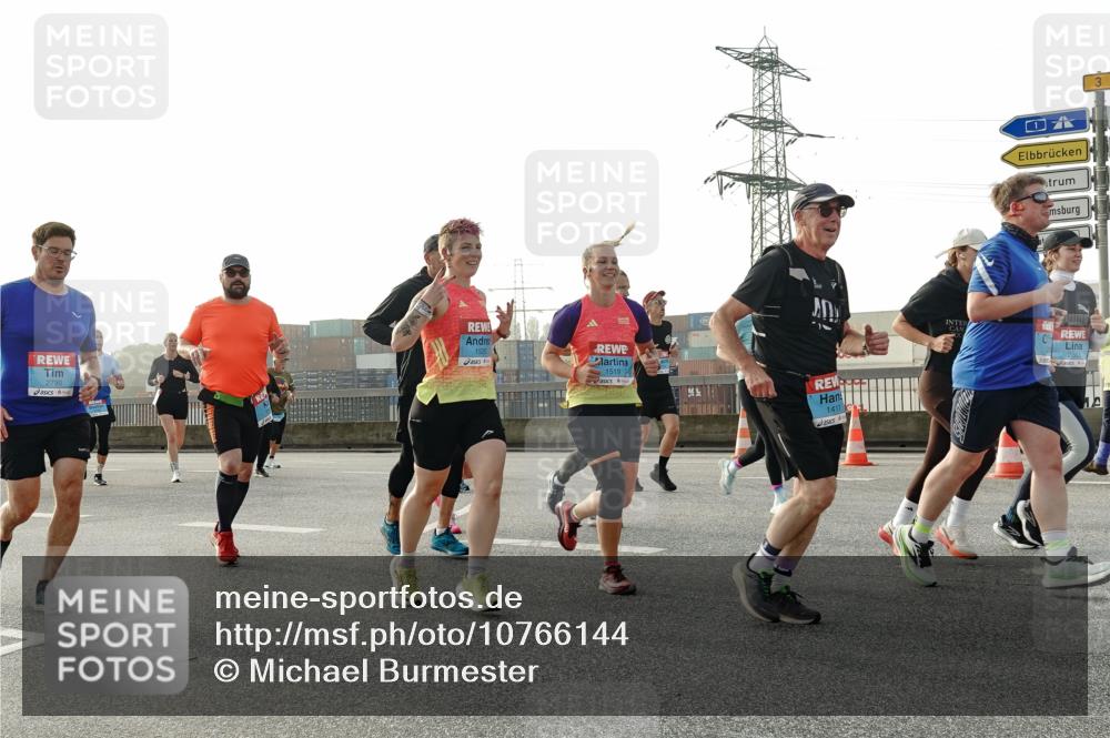 03.10.2026 - Köhlbrandbrückenlauf Michael Burmester http://msf.ph/oto/10766144 03.10.2026 09:21:21 Position 3 2790, 777, 1519, 1411, 12, 3 meine-sportfotos.de