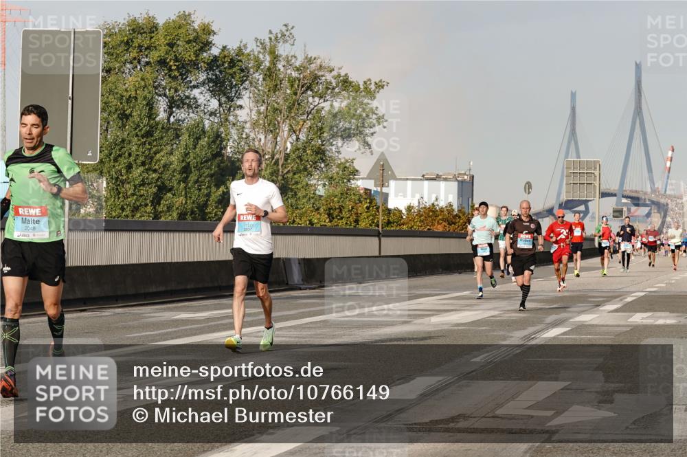 03.10.2026 - Köhlbrandbrückenlauf Michael Burmester http://msf.ph/oto/10766149 03.10.2026 09:46:02 Position 3 2048, 3837 meine-sportfotos.de