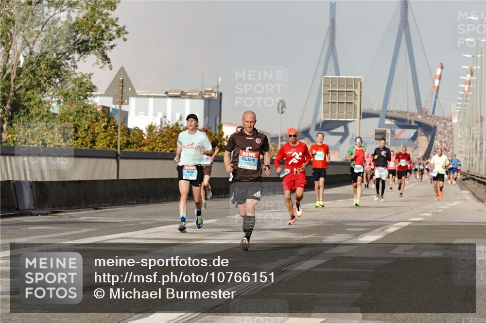 03.10.2026 - Köhlbrandbrückenlauf Michael Burmester http://msf.ph/oto/10766151 03.10.2026 09:46:03 Position 3 1531, 1397 meine-sportfotos.de