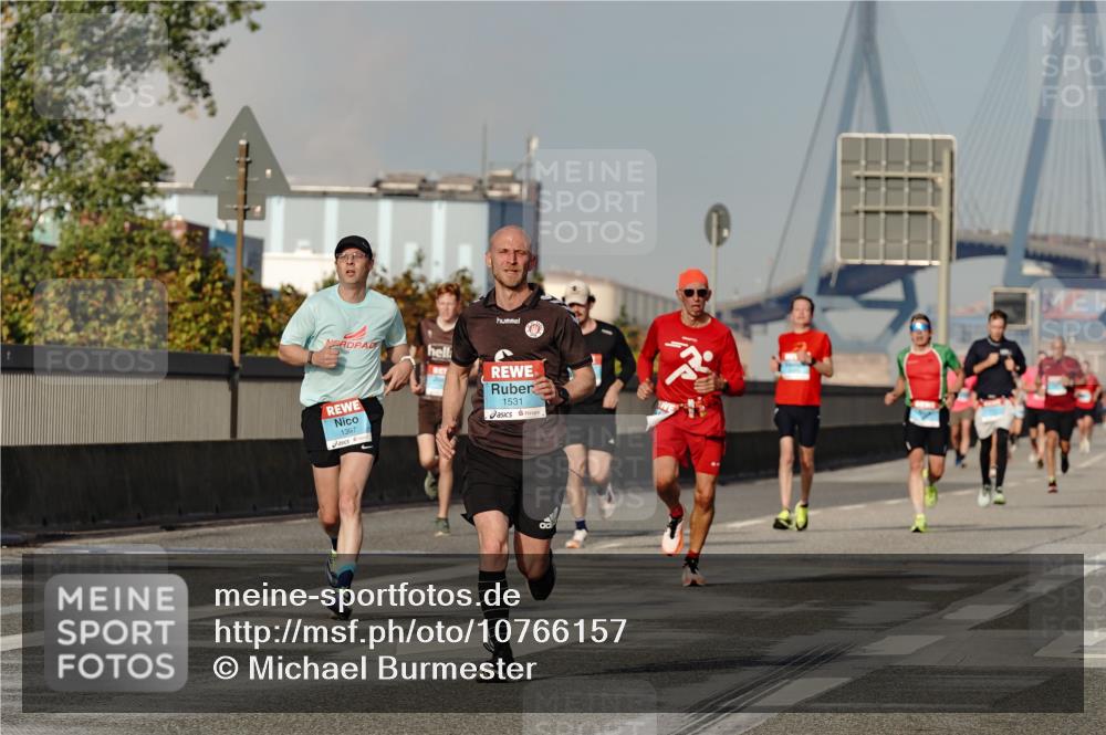 03.10.2026 - Köhlbrandbrückenlauf Michael Burmester http://msf.ph/oto/10766157 03.10.2026 09:46:04 Position 3 1397, 1531 meine-sportfotos.de