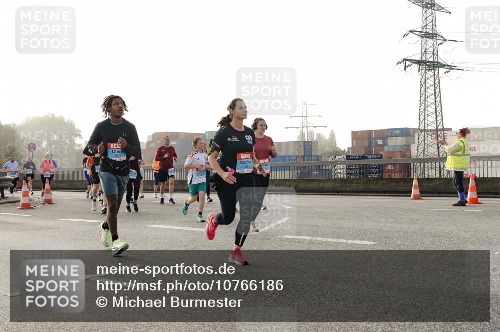 03.10.2026 - Köhlbrandbrückenlauf Michael Burmester http://msf.ph/oto/10766186 03.10.2026 09:21:28 Position 3 1857 meine-sportfotos.de