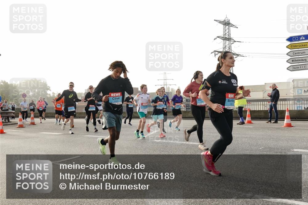 03.10.2026 - Köhlbrandbrückenlauf Michael Burmester http://msf.ph/oto/10766189 03.10.2026 09:21:28 Position 3 3565, 1867 meine-sportfotos.de