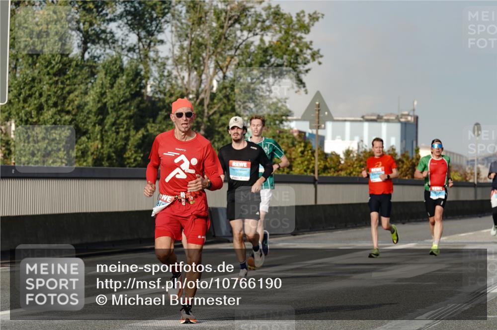 03.10.2026 - Köhlbrandbrückenlauf Michael Burmester http://msf.ph/oto/10766190 03.10.2026 09:46:11 Position 3  meine-sportfotos.de