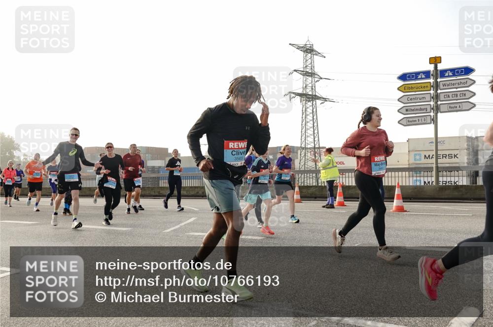 03.10.2026 - Köhlbrandbrückenlauf Michael Burmester http://msf.ph/oto/10766193 03.10.2026 09:21:29 Position 3 3565, 3 meine-sportfotos.de