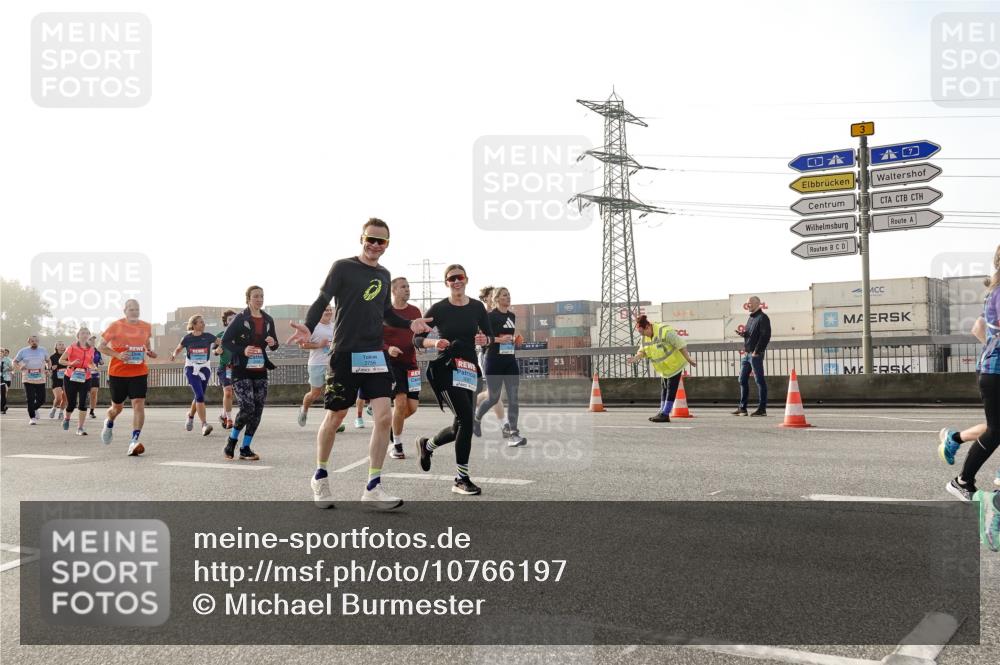 03.10.2026 - Köhlbrandbrückenlauf Michael Burmester http://msf.ph/oto/10766197 03.10.2026 09:21:30 Position 3 3 meine-sportfotos.de