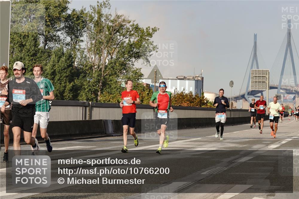 03.10.2026 - Köhlbrandbrückenlauf Michael Burmester http://msf.ph/oto/10766200 03.10.2026 09:46:13 Position 3 2137 meine-sportfotos.de