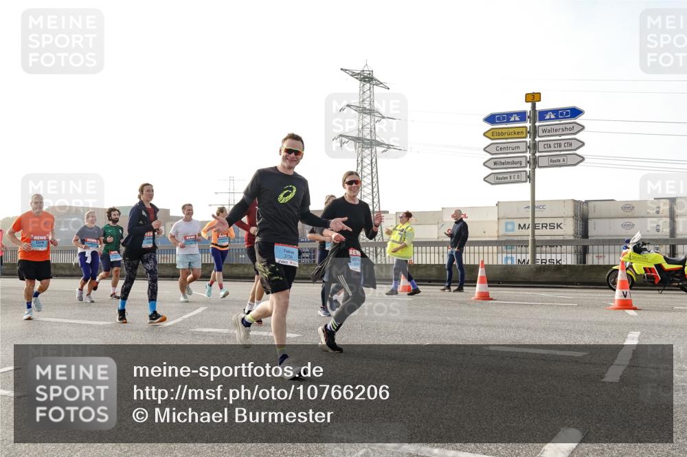 03.10.2026 - Köhlbrandbrückenlauf Michael Burmester http://msf.ph/oto/10766206 03.10.2026 09:21:31 Position 3 3756 meine-sportfotos.de