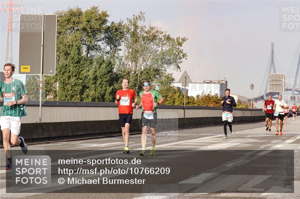 03.10.2026 - Köhlbrandbrückenlauf Michael Burmester http://msf.ph/oto/10766209 03.10.2026 09:46:15 Position 3 2223 meine-sportfotos.de