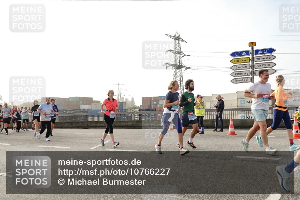 03.10.2026 - Köhlbrandbrückenlauf Michael Burmester http://msf.ph/oto/10766227 03.10.2026 09:21:34 Position 3 3 meine-sportfotos.de