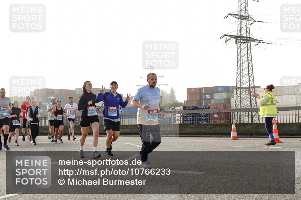 03.10.2026 - Köhlbrandbrückenlauf Michael Burmester http://msf.ph/oto/10766233 03.10.2026 09:21:35 Position 3 1006 meine-sportfotos.de
