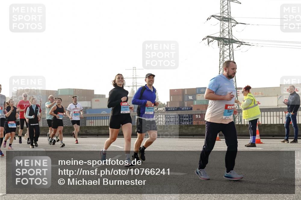 03.10.2026 - Köhlbrandbrückenlauf Michael Burmester http://msf.ph/oto/10766241 03.10.2026 09:21:36 Position 3 2536, 100 meine-sportfotos.de